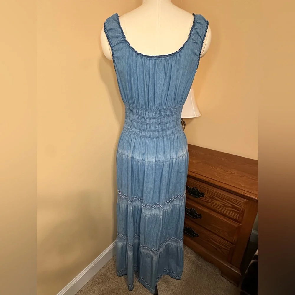 Lapis Denim Blue Button-Front Maxi Dress - Picture 2 of 4
